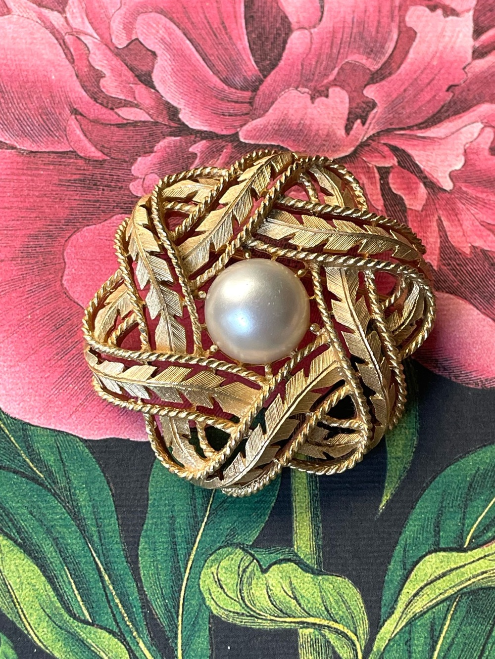 Vintage goldtone Crown Trifari faux pearl knotted brooch midcentury